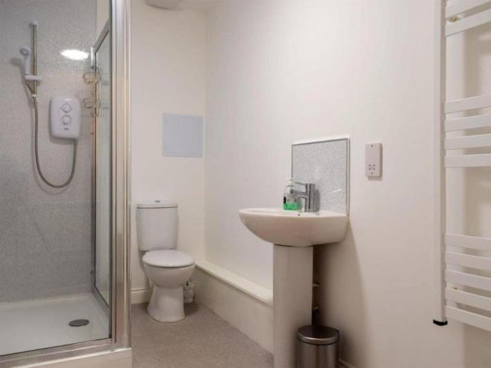 Courtyard Holiday Apartments Інверкитінг Екстер'єр фото